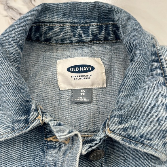 Distressed Light Wash Denim Jacket Size XS - Picture 4 of 7